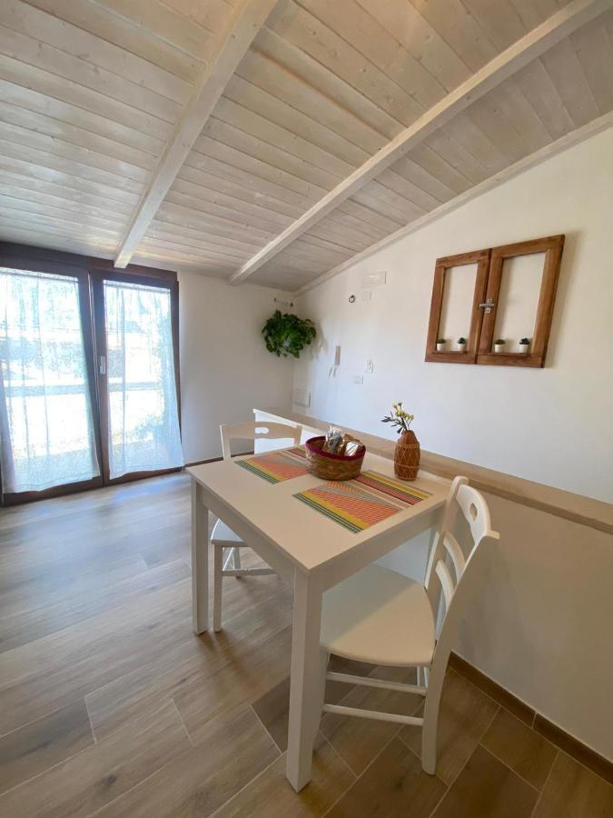 콘베르사노 Racconti Di Pietra B&B 외부 사진
