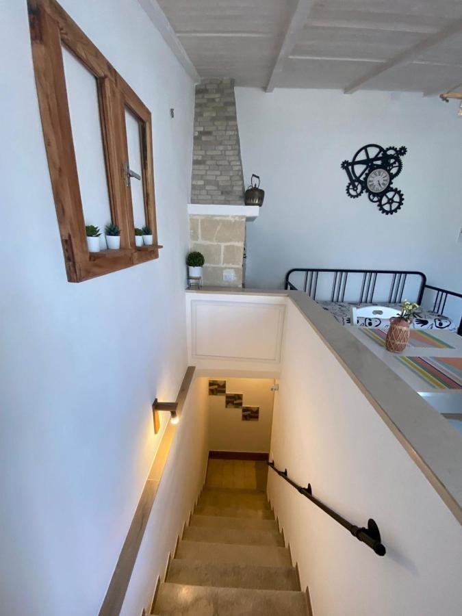 콘베르사노 Racconti Di Pietra B&B 외부 사진